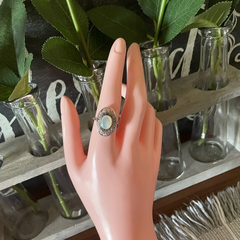 NEW 925 Sterling Silver Mother-of-Pearl Marcasite Ring